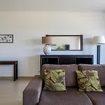 Bmyguest - Cavalo Preto Apartament *
