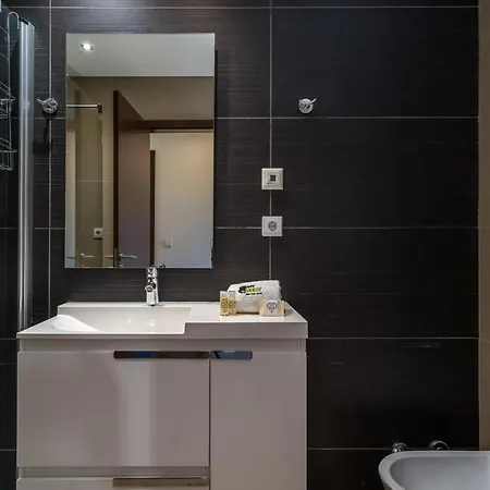 Bmyguest - Cavalo Preto *