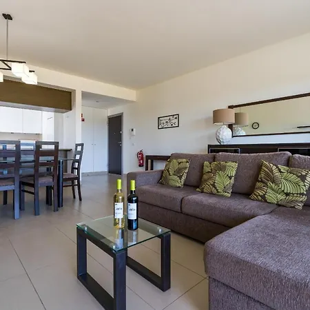 Bmyguest - Cavalo Preto * Loulé